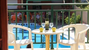 Outdoor dining - Stefania Apartment (Hersonissos)