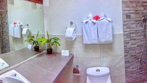 Phòng tắm