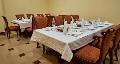 Queens Hotel