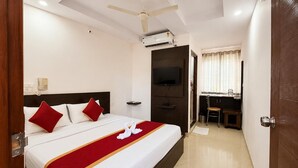 Deluxe Double Room, City View - Hotel JM Residency (Bengaluru)