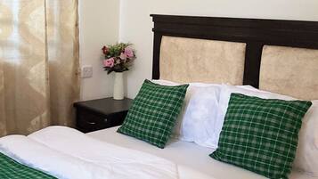 2 bedrooms, WiFi (free)