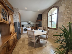 Unclassified image, 5 of 21, button - Rustic cottage, pool - 5 guests (Tronget)