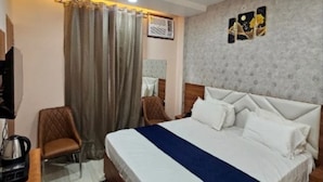 Unclassified image, 2 of 6, button - HOTEL SHREE KARNI PALACE (Sultanpur)