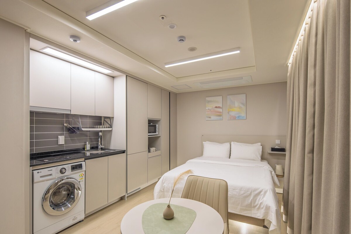 Standard Double × | Ropa de cama de alta calidad, wifi gratis y ropa de cama 