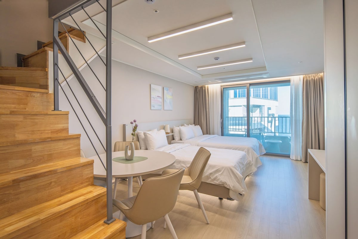 Loft Family Ocean | Ropa de cama de alta calidad, wifi gratis y ropa de cama 