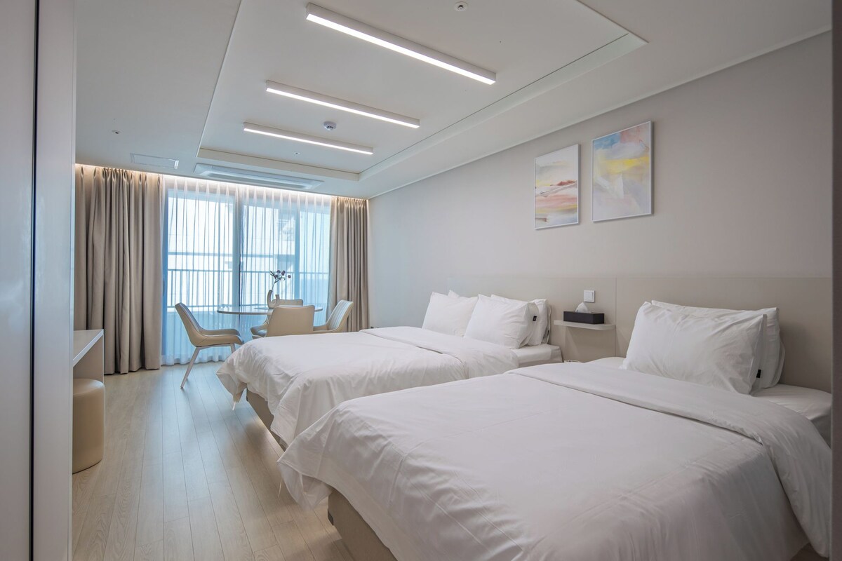 Junior Family Ocean | Ropa de cama de alta calidad, wifi gratis y ropa de cama 