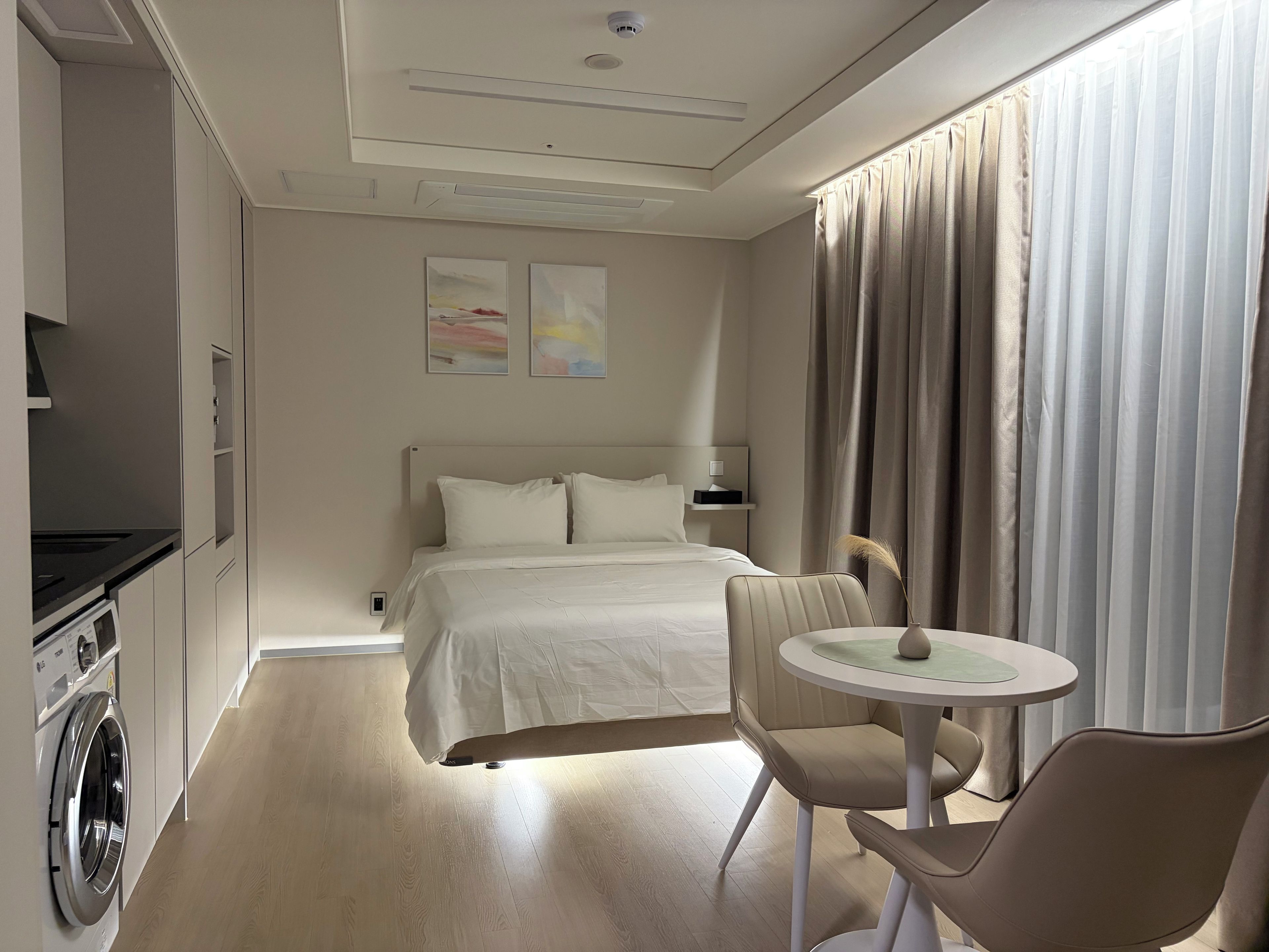 Standard Double × | Premium bedding, WiFi (free), bed sheets