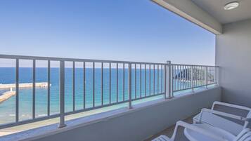 Premium Double Ocean | Terrace/patio