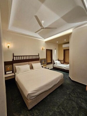 Triple Room | Free WiFi - Avimukta An Ethnic Stay (Varanasi)