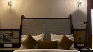 Superior Double Room - Avimukta An Ethnic Stay (Varanasi)