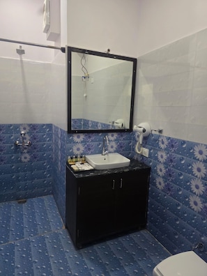 Quarto casal luxo, vista para a montanha | Banheiro