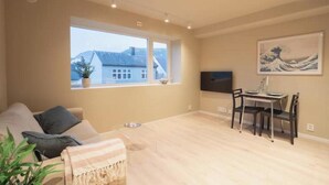 Living area - Elegant and comfortable apartment (Troms)