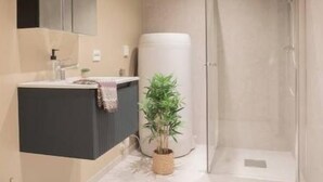 Bathroom - Elegant and comfortable apartment (Troms)