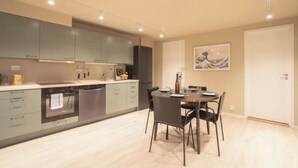 Private kitchen - Spacious and elegant apartment (Troms)