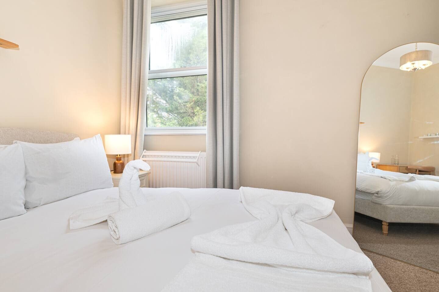 Iron/ironing board, WiFi (free), bed sheets
