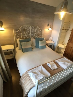 Ảnh chưa phân loại, 2 trong số 29 ảnh, nút