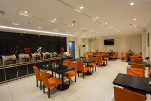 Dining - Jinxing Hotel (Beijing)