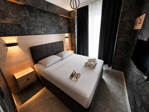 Iron/ironing board (on request), free WiFi - Luna Suites Hotel (Eskişehir)