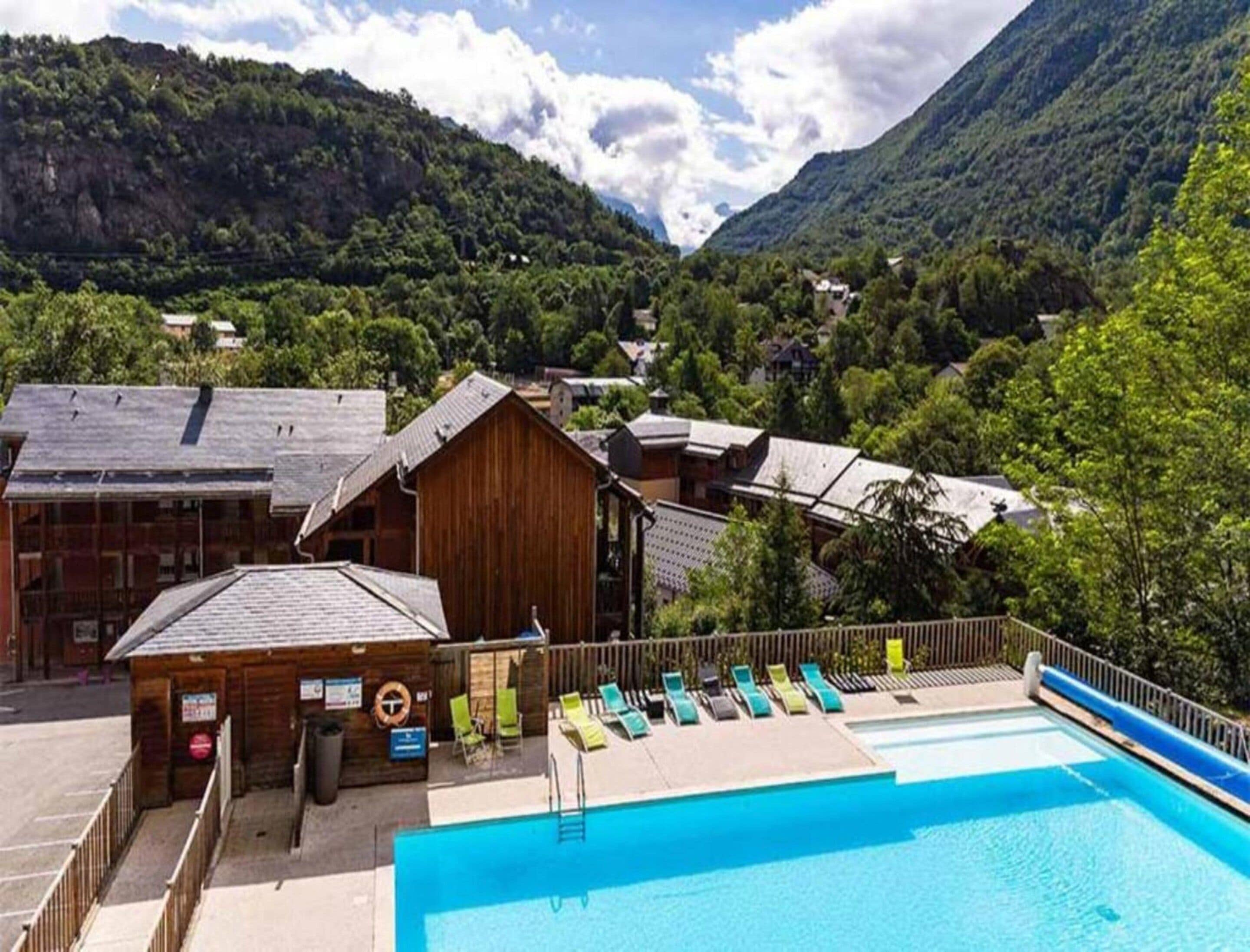 Apartment | Pool | Outdoor pool