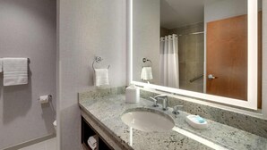 Bathroom - Budget Inn (Florence)