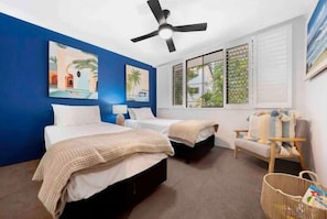 Room - Copacabana Holiday Units (Gold Coast)