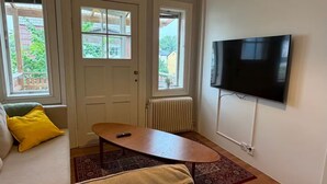 Unclassified image, 5 of 24, button - Spacious three-story home in Brynäs – sleeps 12 (Gävle)