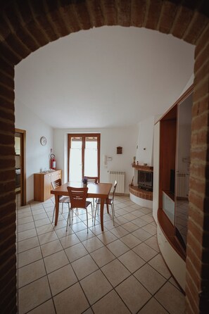 Unclassified image, 4 of 15, button - Vrbo Property (Casole d'Elsa)