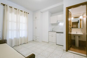 Bathroom - Anna Maria - Vanessa Luxury Apartments and Suites (Skopelos)