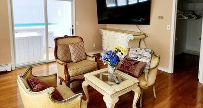 Tremendous 5-bedroom house with AC in delightful Bay Shore