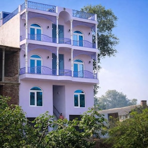 Exterior - Ray Of Maya Retreat and Resorts (Agra)