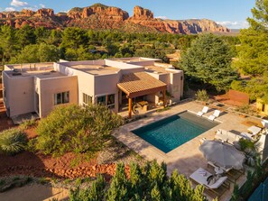 Pool - Heated Pool, Sauna, Hot Tub, Cold Plunge, Gym, Stargazing Net - Layali Wellnessl (Sedona)
