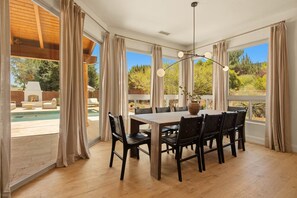 Dining - Heated Pool, Sauna, Hot Tub, Cold Plunge, Gym, Stargazing Net - Layali Wellnessl (Sedona)