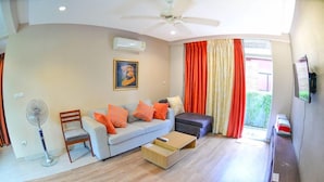 Living area - Tamnak Resort (Pattaya)