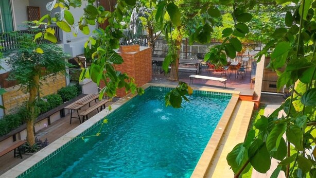 Pool - Tamnak Resort (Pattaya)