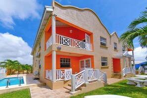 Exterior - Best E Villas Providence (Providence)