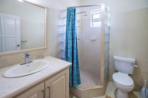 Bathroom - Best E Villas Providence (Providence)