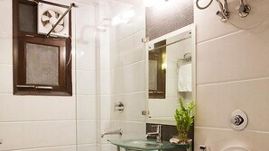 Bathroom - Stallen Bed and Breakfast Defence Colony (New Delhi)