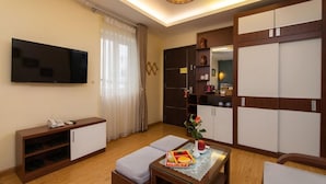 Living area - Golden Legend Diamond Hotel (Hanoi)