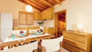 Unclassified image, 4 of 50, button - Spinos Studios (Zakynthos)