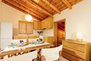 Unclassified image, 4 of 50, button - Spinos Studios (Zakynthos)