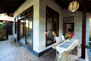 Ảnh chưa phân loại, 4 trong số 50 ảnh, nút