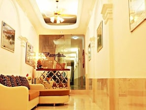 Ảnh chưa phân loại, 3 trong số 70 ảnh, nút