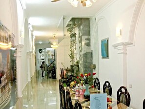 Ảnh chưa phân loại, 2 trong số 70 ảnh, nút