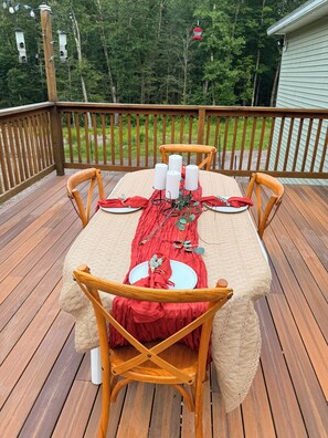 Outdoor dining - Private Berkshire Retreat 9 Acres, Fenced Yard & Dogs Welcome (Otis)