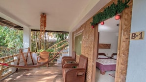 Room - Bamboo Bungalows (Boracay Island)
