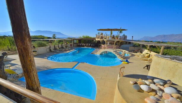 Pool - Kissamos Windmills (Kissamos)