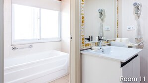 Ảnh chưa phân loại, 4 trong số 48 ảnh, nút