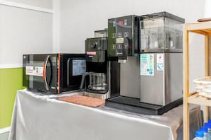 Dining - Fun House Hostel (Kaohsiung)