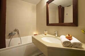 Bathroom - Ikia Luxury Homes Eco (Rethymno)
