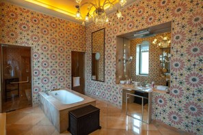 Immagine non classificata, 4 di 80, pulsante